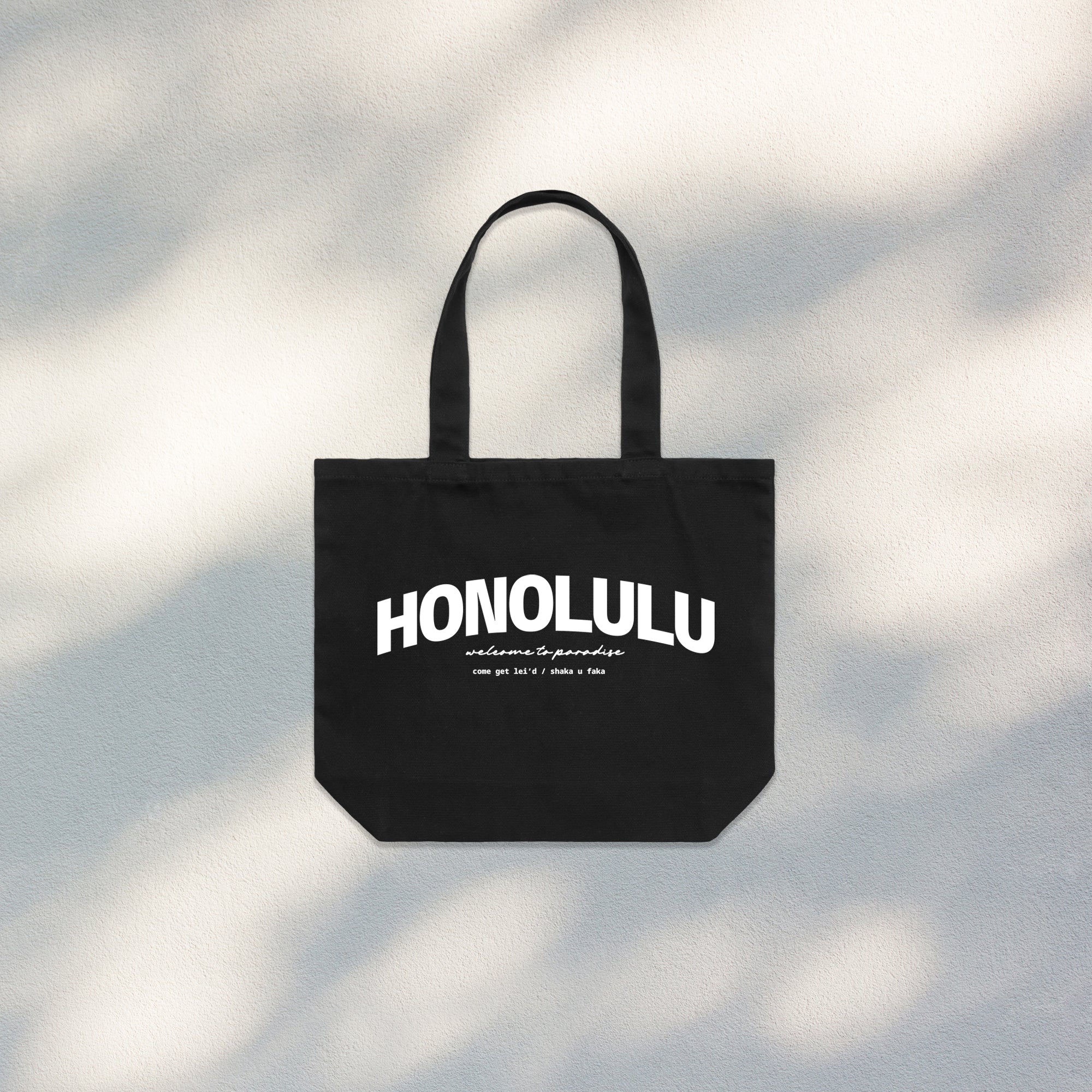 ACCESSORIESHNL.ARC // SHOULDER TOTEARC // SHOULDER TOTE